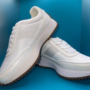 DV by Dolce Vita White Platform Lace-Up Sneakers with Gum Tread